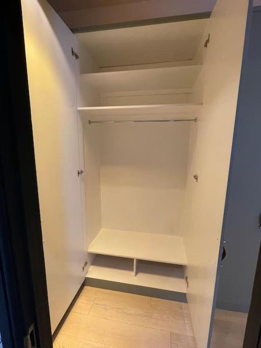Pillow Menu! 1 Bed Garden Flat Finsbury Park ロンドン エクステリア 写真